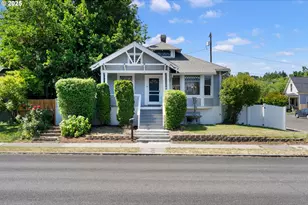 322 W 9th St, The Dalles, OR 97058 - Photo 1