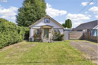 105 Ineer St, Kelso, WA 98626 - Photo 1