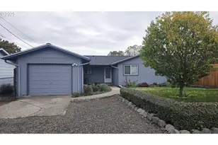 3103 N Walnut St, La Grande, OR 97850 - Photo 1