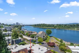 5924 S Riveridge Ln, Portland, OR 97035 - Photo 1