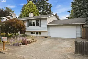 866 SE 136th Ave, Portland, OR 97233 - Photo 1