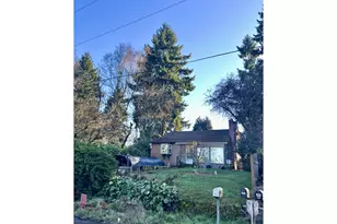 101 NW 107th St, Vancouver, WA 98685 - Photo 1