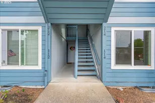 2330 SE Brookwood Ave, Hillsboro, OR 97123 - Photo 1