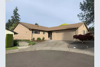 15645 SW Queen Victoria Pl, King City, OR 97224 - Photo 1