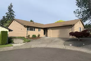 15645 SW Queen Victoria Pl, King City, OR 97224 - Photo 1