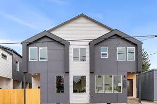 7187 SE Crystal Springs Blvd, Portland, OR 97206 - Photo 1
