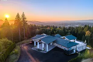 9700 SE Castle Ct, Damascus, OR 97089 - Photo 1