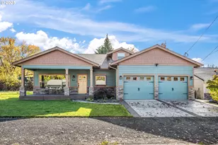 818 E Sierra Vista Dr, Newberg, OR 97132 - Photo 1