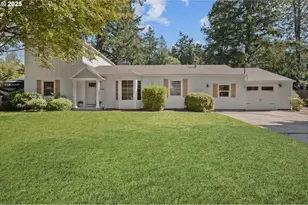 8444 SW 58th Ave, Portland, OR 97219 - Photo 1