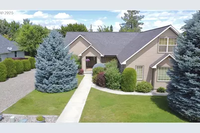 1000 G St, Baker City, OR 97814 - Photo 1