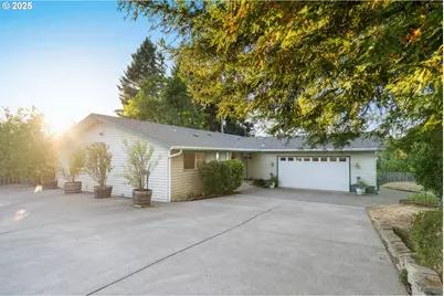 1444 Hudson Ave, Cottage Grove, OR 97424 - Photo 1