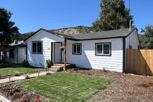 441 NE Johnson St, Myrtle Creek, OR 97457 - Photo 1