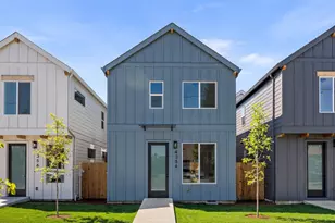 4374 NE Going St, Portland, OR 97218 - Photo 1