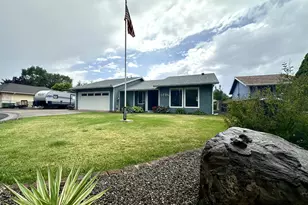 10412 S E St, Island City, OR 97850 - Photo 1