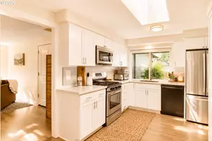 20798 SW Rosa Dr, Beaverton, OR 97078 - Photo 10