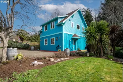 1055 Phelps St, Tillamook, OR 97141 - Photo 1