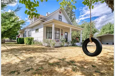 1738 18th Ave, Forest Grove, OR 97116 - Photo 1