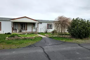 1425 Main St, Arlington, OR 97812 - Photo 1