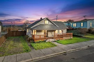 252 Alder St, Yoncalla, OR 97499 - Photo 1