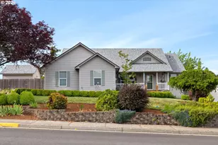 532 NW Gavin Dr, Dallas, OR 97338 - Photo 1