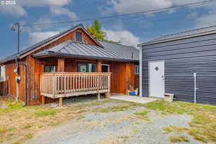 2049 Roseburg Rd, Myrtle Point, OR 97458 - Photo 1