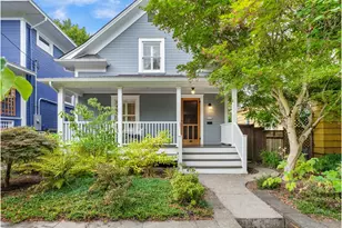 3632 SE Washington St, Portland, OR 97214 - Photo 1