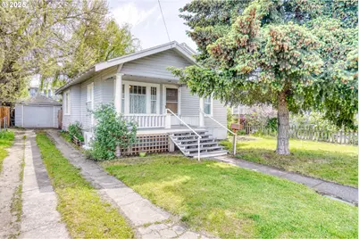 1206 E 9th St, The Dalles, OR 97058 - Photo 1