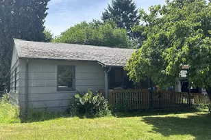 1609 NE 60th St, Vancouver, WA 98665 - Photo 1