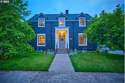 2010 Agate St, Eugene, OR 97403 - Photo 1