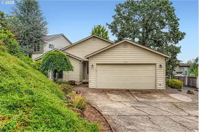 1744 N 10th St, Washougal, WA 98671 - Photo 1