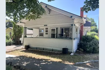 802 Spring Ave, La Grande, OR 97850 - Photo 1
