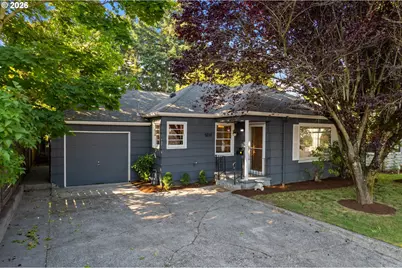 9218 SE Washington St, Portland, OR 97216 - Photo 1