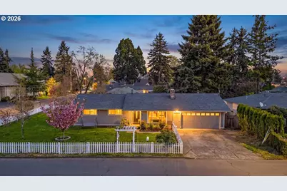 821 Johnson St, Woodburn, OR 97071 - Photo 1