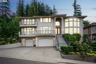 9340 SE Emmert View Ct, Happy Valley, OR 97086 - Photo 1