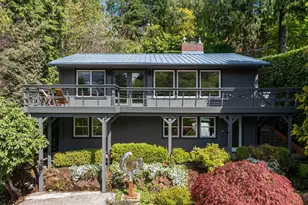 3321 SW Fairmount Blvd, Portland, OR 97239 - Photo 1