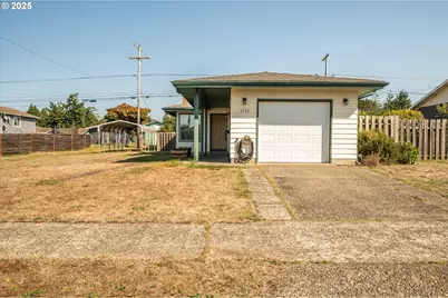 1711 Johnson St, North Bend, OR 97459 - Photo 1