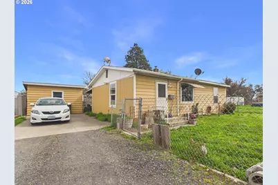 82045 Lind Rd, Umatilla, OR 97882 - Photo 1