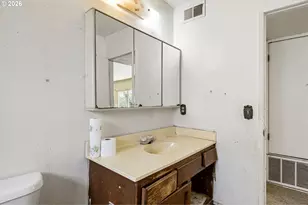 531 NW Harrison St, Canyonville, OR 97417 - Photo 26
