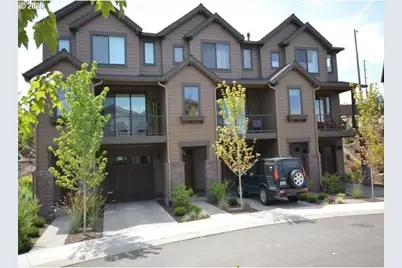 886 SW Crestline Dr, Bend, OR 97702 - Photo 1