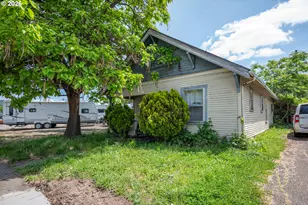 1313 SE Pine St, Roseburg, OR 97470 - Photo 1