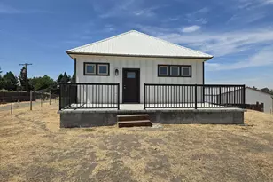 80730 Craig Rd, Hermiston, OR 97838 - Photo 1