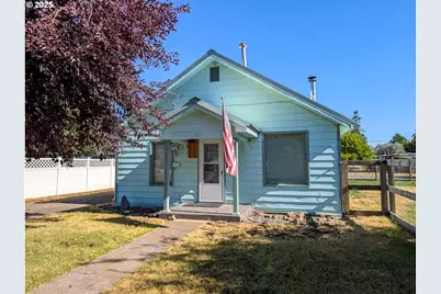 525 Cedar St, Elgin, OR 97827 - Photo 1