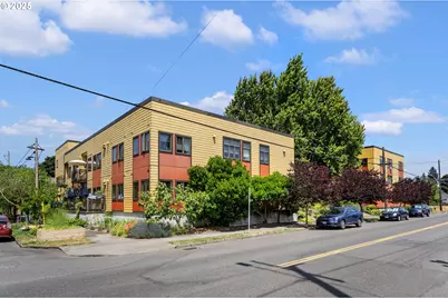 2525 N Killingsworth St #205, Portland, OR 97217 - Photo 1