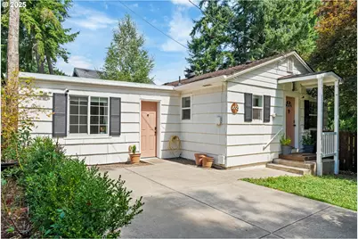 4995 SW Nevada Ct, Portland, OR 97219 - Photo 1