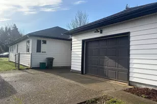 1414 Highland Ave, Coos Bay, OR 97420 - Photo 1