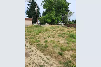 3515 Brooks Ave, Salem, OR 97301 - Photo 1