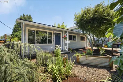 9144 N Chase Ave, Portland, OR 97217 - Photo 1