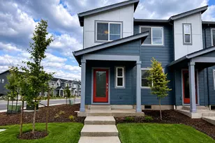 2302 Sawtelle Dr, Woodburn, OR 97071 - Photo 1