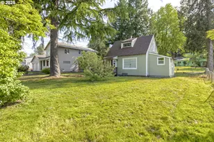 9240 SW 74th Ave, Portland, OR 97223 - Photo 1