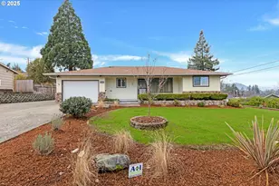 1010 W Luellen Dr, Roseburg, OR 97471 - Photo 1